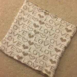 Juicy Couture Love Infinity Scarf